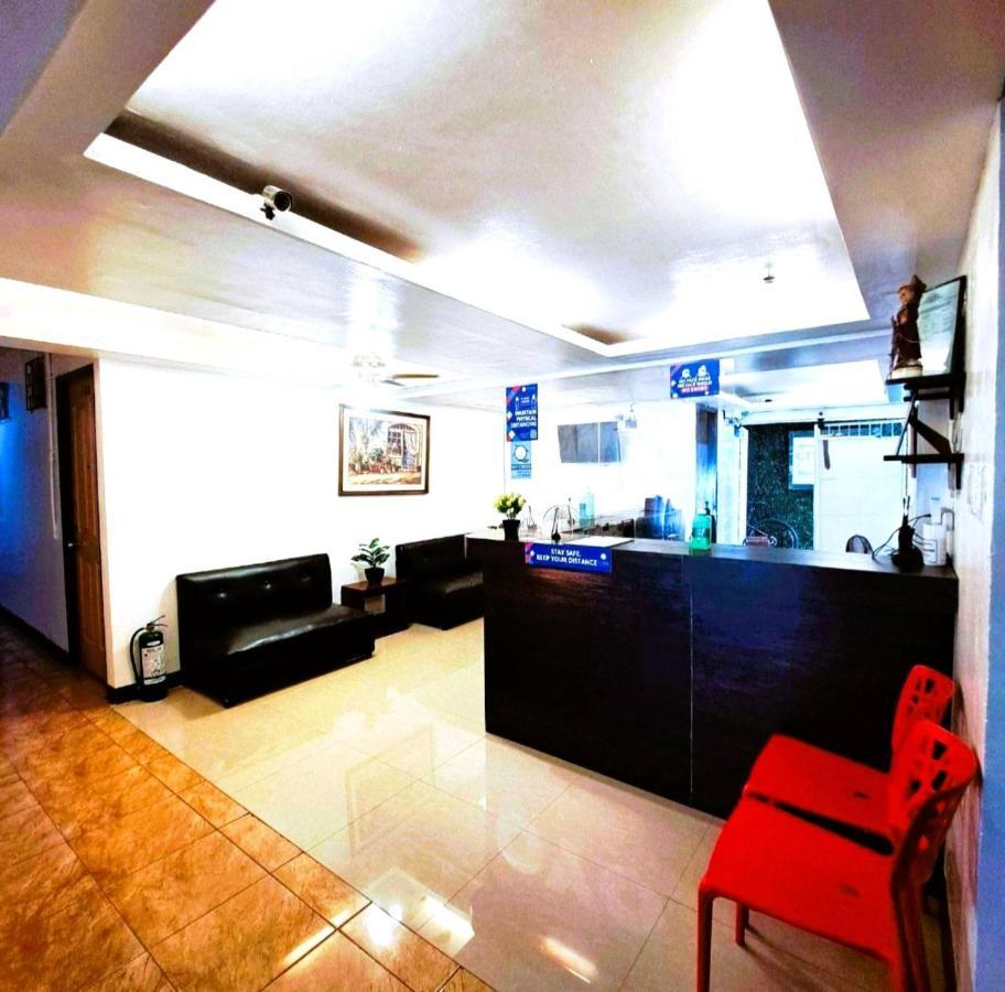 Makati Poblacion Hotel マンダルヨン・シティ エクステリア 写真